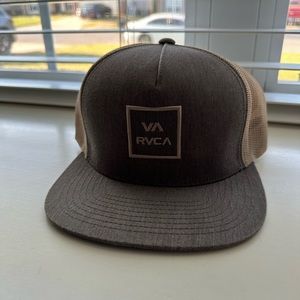 RVCA snap back hat